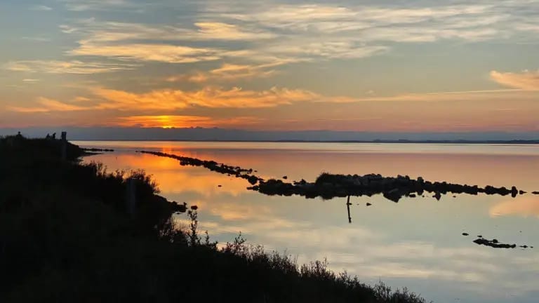 Hérault : le soleil se couche sous quelques passages nuageux à Sète