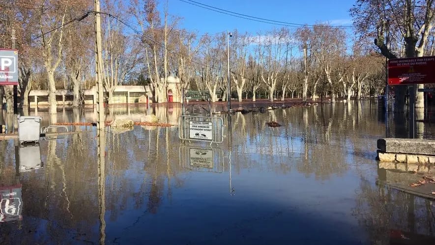 Gard : attention à la crue notable du Rhône en cours