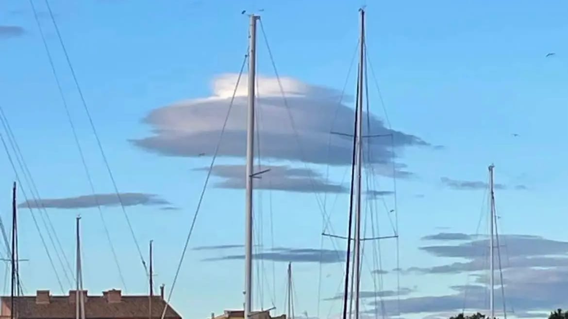 Cap d’Agde : un nuage en forme de soucoupe volante observé ce mercredi