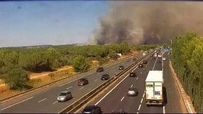 Gard : violent incendie en cours à Aubais ce dimanche