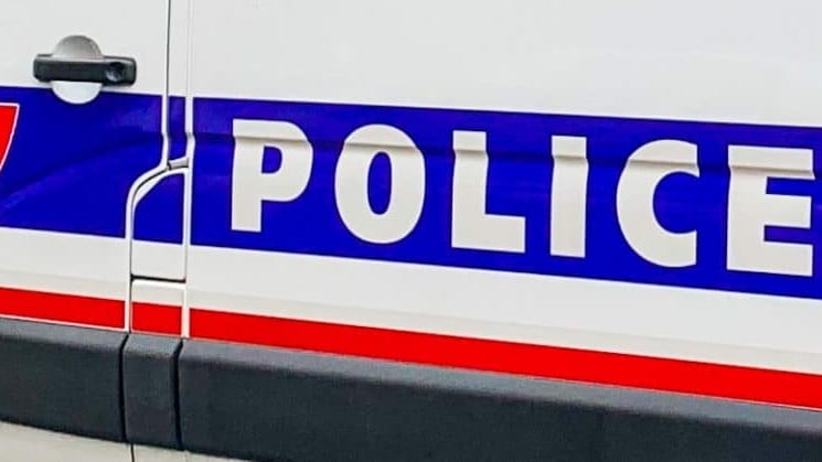 Gard : le voleur repart avec 15 000€ et en vélo après avoir braqué La Poste