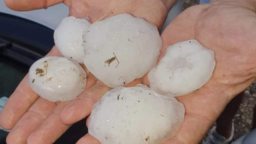 Occitanie : des grêlons géants tombent sous un orage en Haute-Garonne