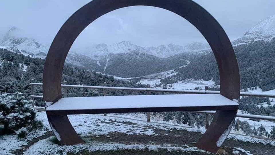 Météo : plusieurs centimètres de neige dans les Pyrénées, au Pas de la Case