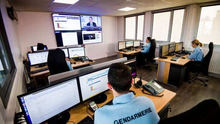 ARNAQUES : la Gendarmerie alerte sur des sms frauduleux concernant votre compte AMELI