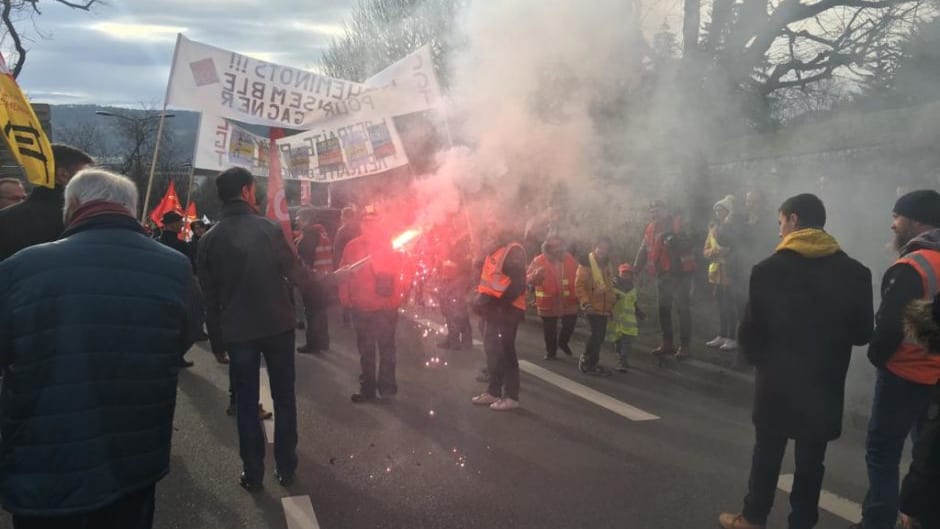 Social : les mouvements de grève s’étendent, les services de renseignement craignent une « contagion »