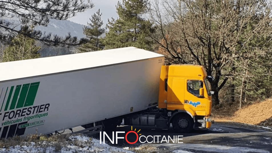 Gard : un poids lourd se bloque et gêne la circulation entre l’A75 et Le Vigan