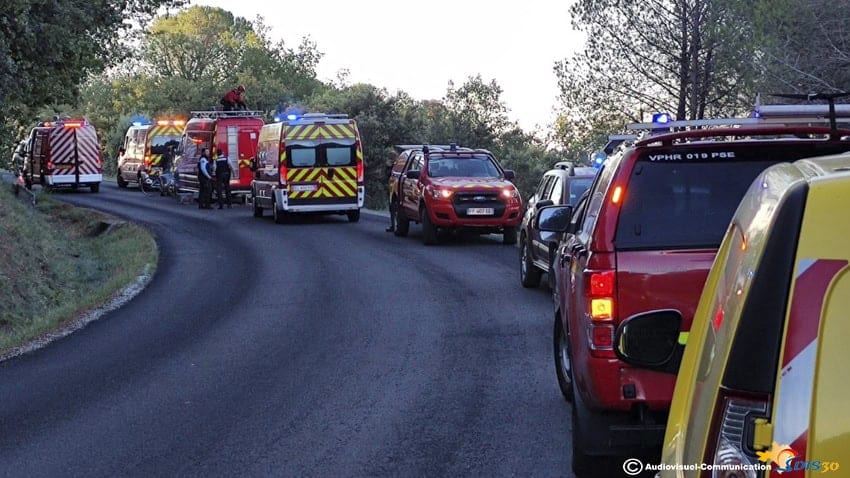 Gard : une voiture finit à 15 mètres en contrebas dans un ravin