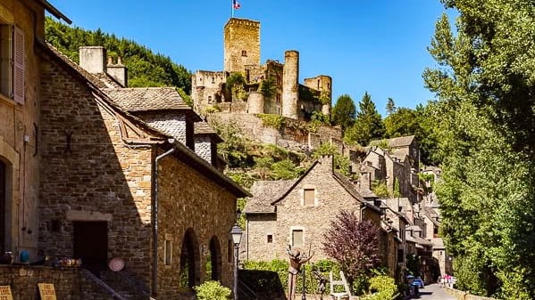Aveyron : le village de Belcastel sélectionné pour l’émission “ Le Village préféré des français ”