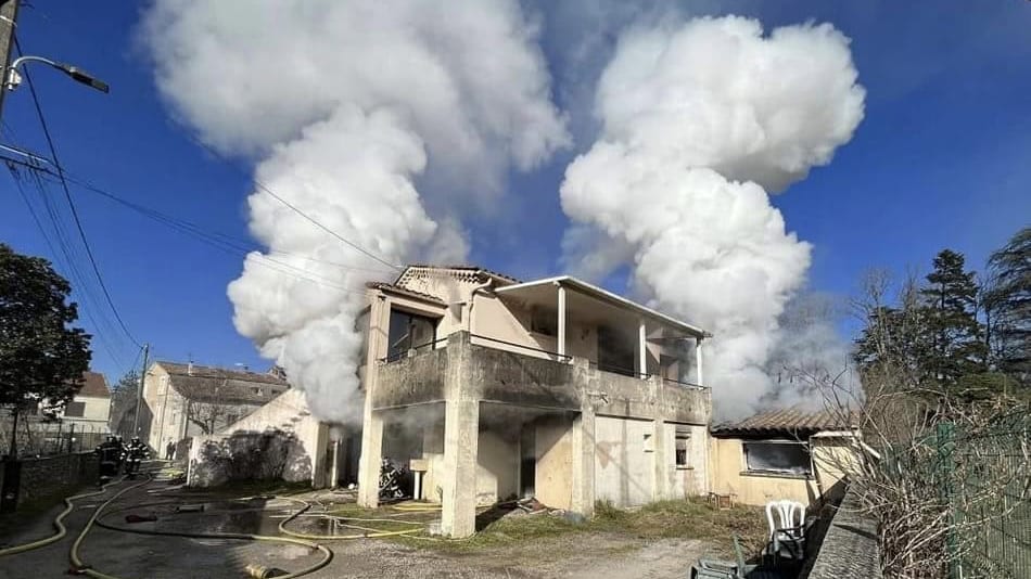 Hérault : une maison détruite par un violent incendie à Saint Bauzille de Putois