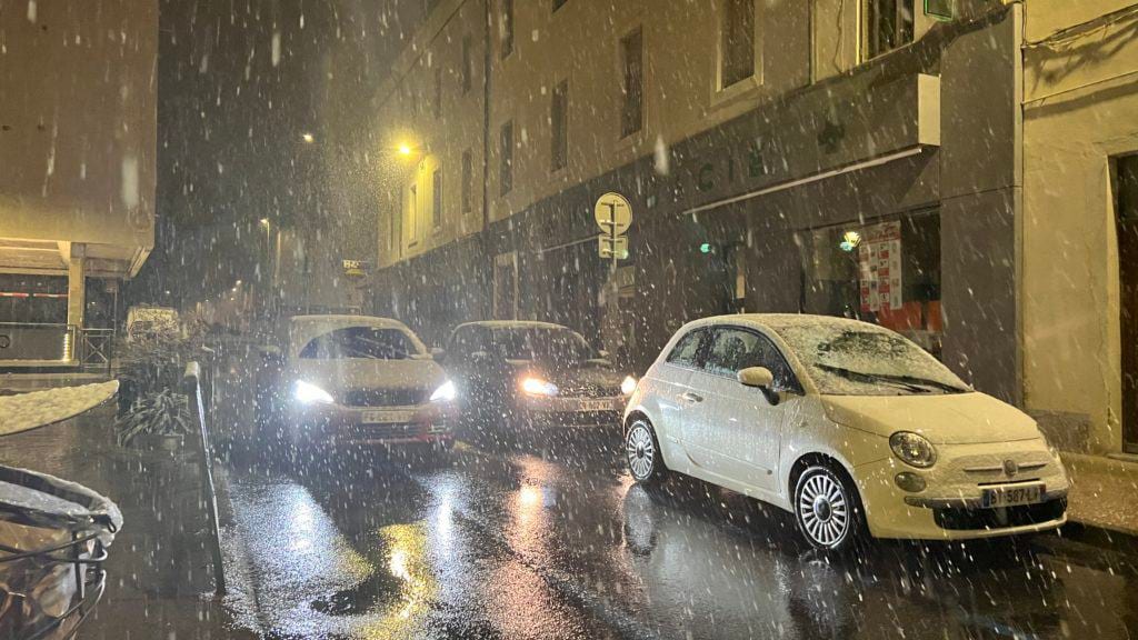 Météo : la neige tombe jusqu’en plaine ce mardi matin dans le Gard