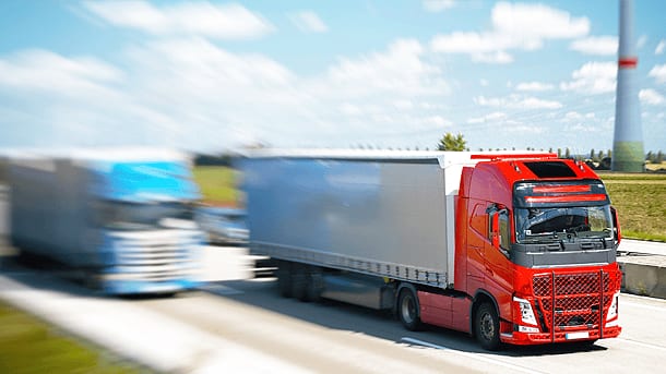 Vent fort :  interdiction de dépassement pour les poids lourds sur les autoroutes A9 et A75