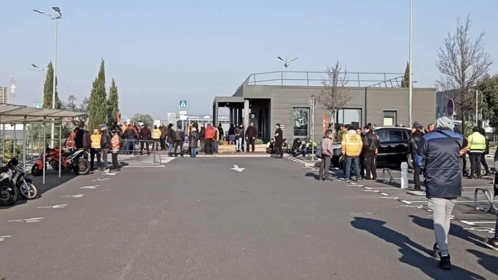 Revalorisation des salaires : grève et débrayage sur la base Intermarché de Béziers