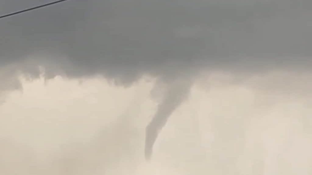 Météo : tuba (début de tornade) et grêle sous les orages en Occitanie