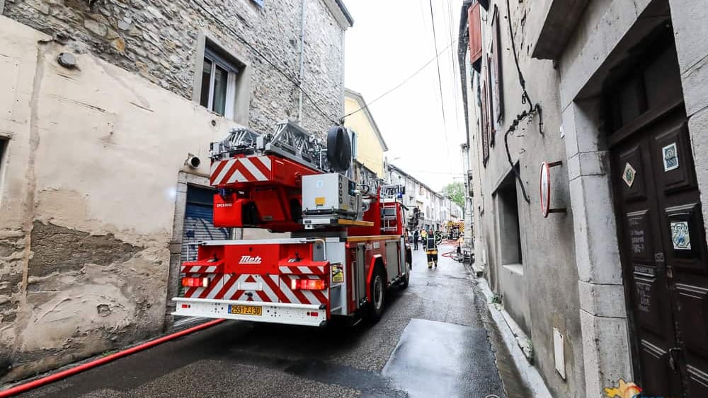 Nîmes : une femme retrouvée sans vie dans l’incendie de son appartement