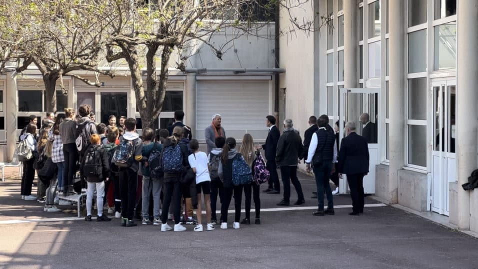 En direct : visite du président Macron dans l’Hérault