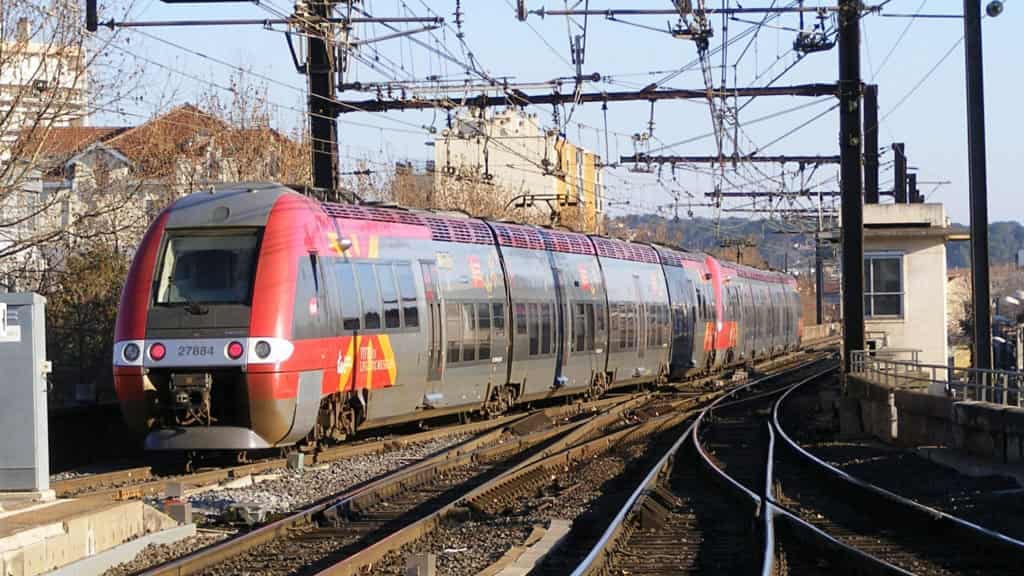 Hérault : le trafic des TER interrompu entre Sète et Montpellier suite à la présence de manifestants sur les voies