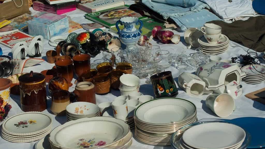 Montpellier : Les Dimanches du Peyrou pour les amoureux de brocantes