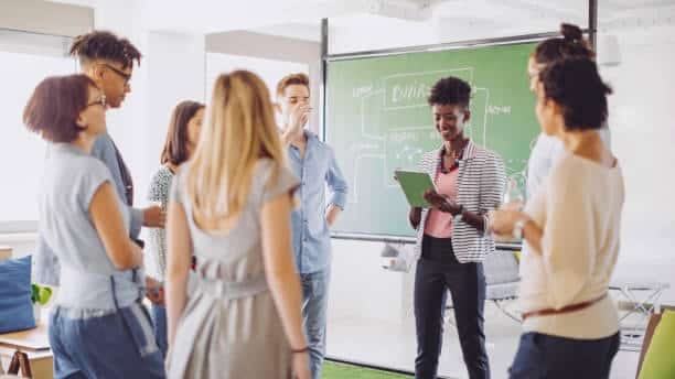 Occitanie : accompagner les jeunes sur le marché du travail