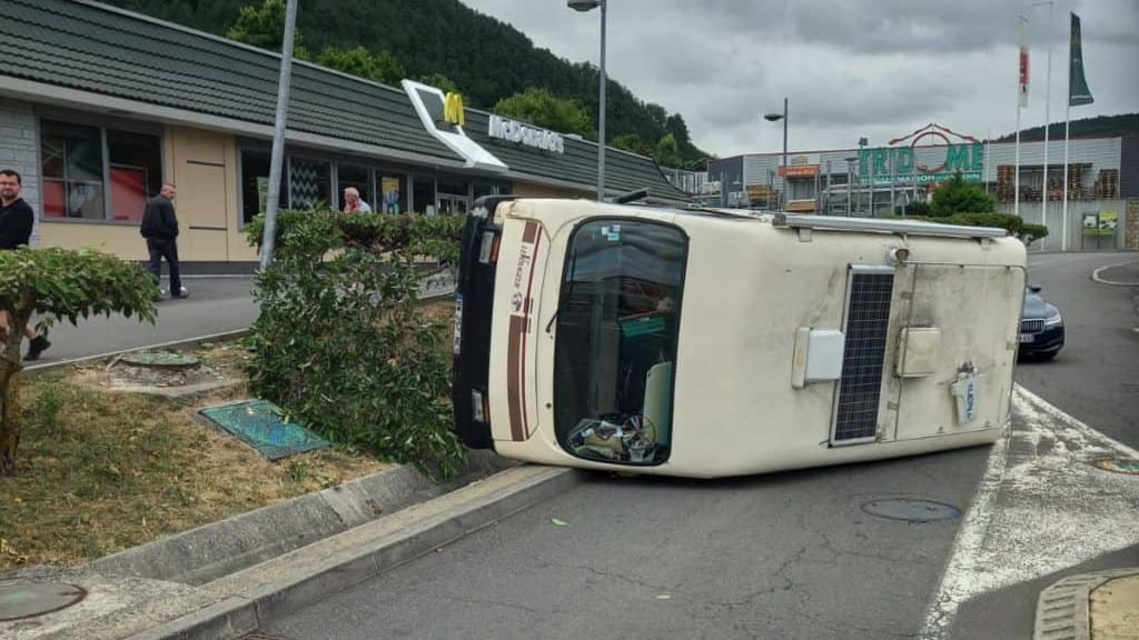 Lozère : un accident de camping-car provoqué par un rapace à Ramilles