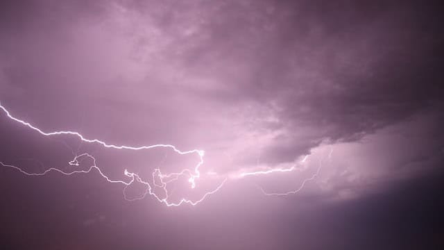 Météo : fortes pluies et orages attendus d’ici dimanche en Occitanie
