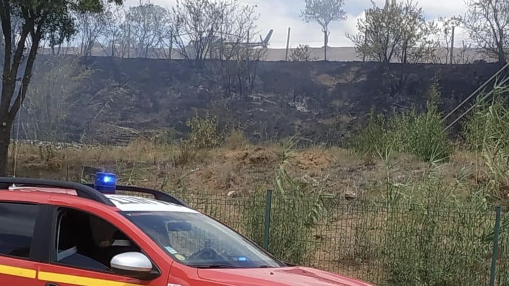 Hérault : un feu de végétation se déclare le long d’une ligne SNCF