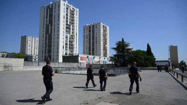 Gard : l’unité d’élite du RAID déployée dans les quartiers de Nîmes, annonce Gerald Darmanin