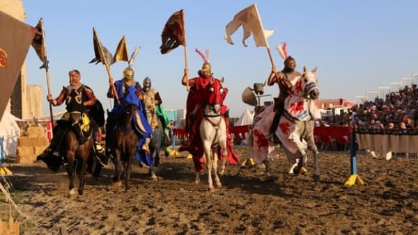 Gard : 35ème fête médiévale de la Saint-Louis à Aigues-Mortes