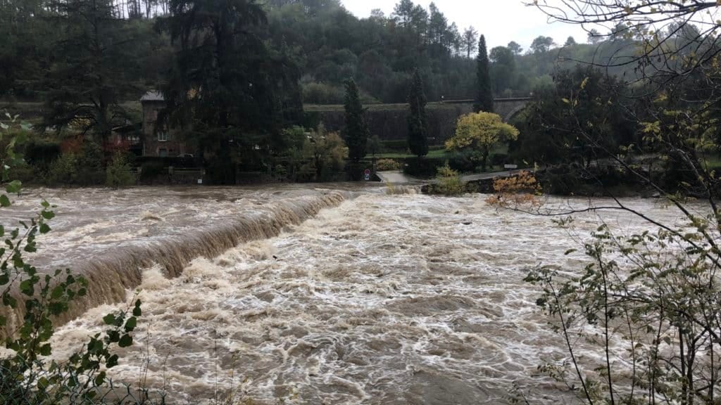 Météo : épisode cévenol ce lundi, jusqu’à 180 mm de pluie sur les reliefs