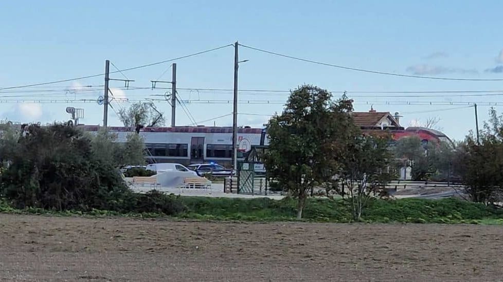 Gard : une personne meurt percutée par un train à Bezouce, la thèse du suicide privilégiée