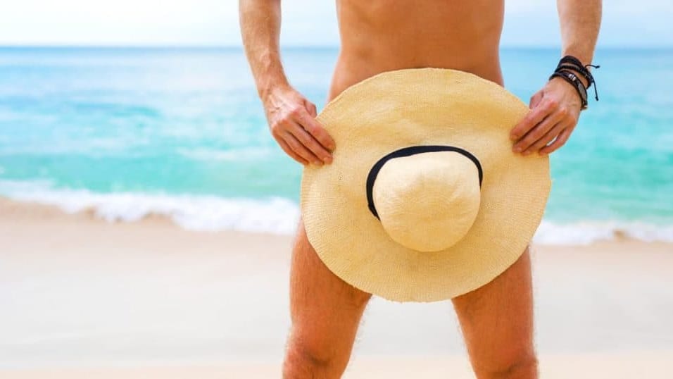 Cap d’Agde : retour du traditionnel dernier bain de l’année au village naturiste