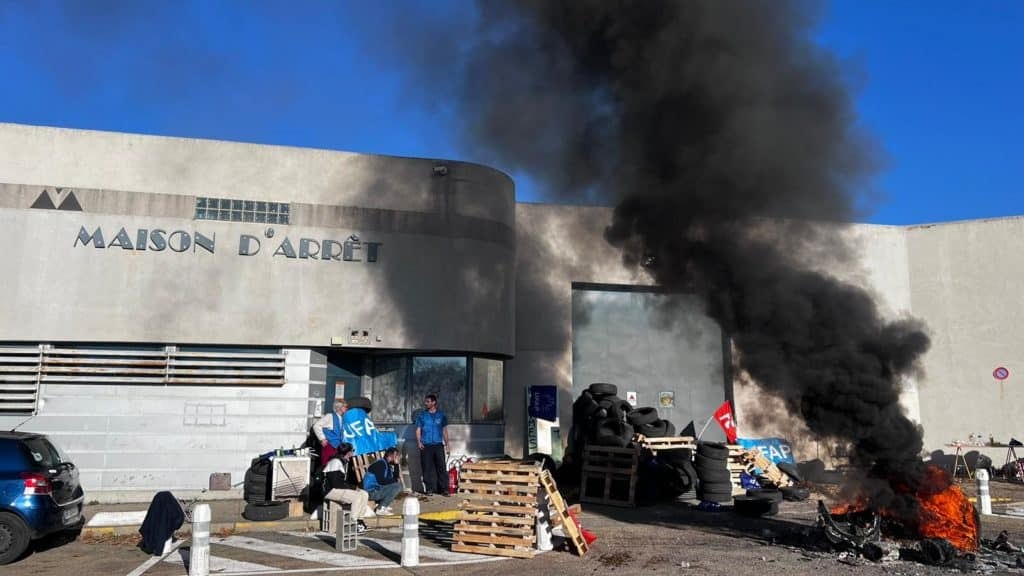 Manifestation prison Nîmes