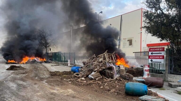 Action des agriculteurs gardois ce lundi