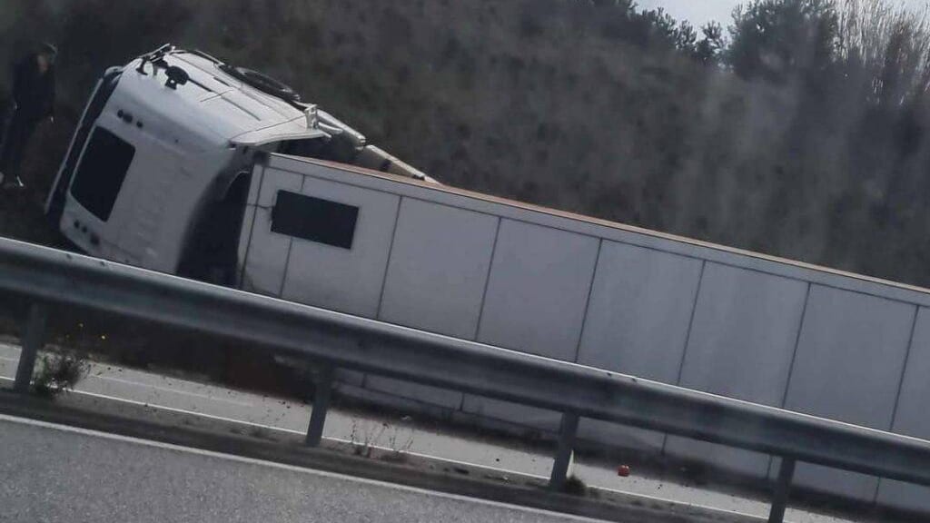 Coupure de l'A75 - photo KAZAA INFOS RADARS