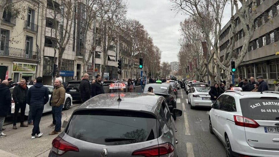 Occitanie : suivez les manifestations des taxis et agriculteurs en direct ce lundi