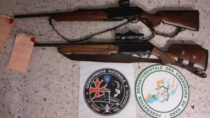 Gard : deux chasseurs pris en flagrant délit de braconnage après la découverte de la carcasse d’un cerf