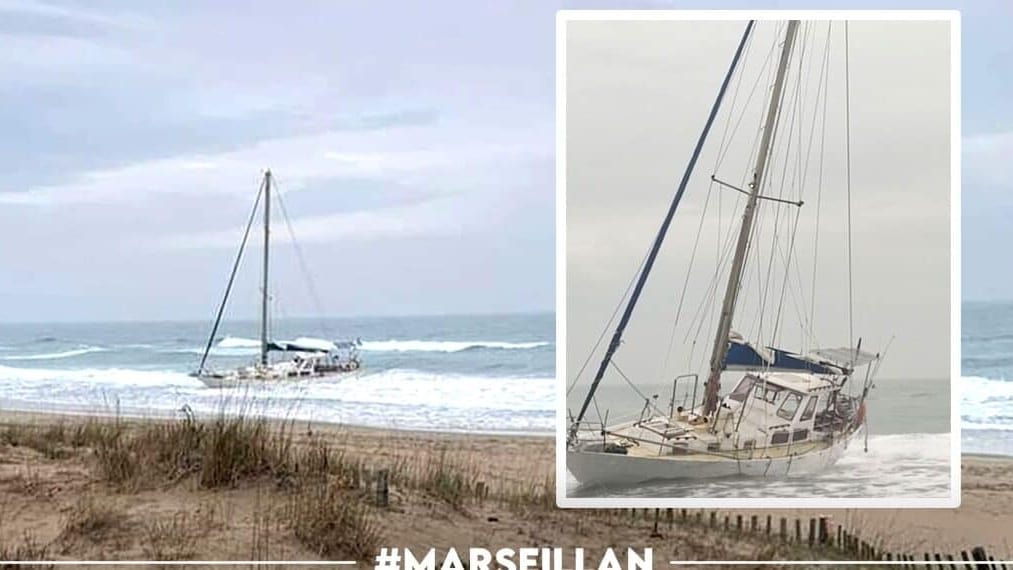 Un voilier échoué à Marseillan-plage ce matin -photo : ville de Marseillan