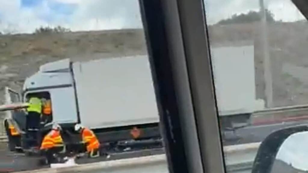 Autoroute A9 : grave accident en cours entre deux camions dans le Gard