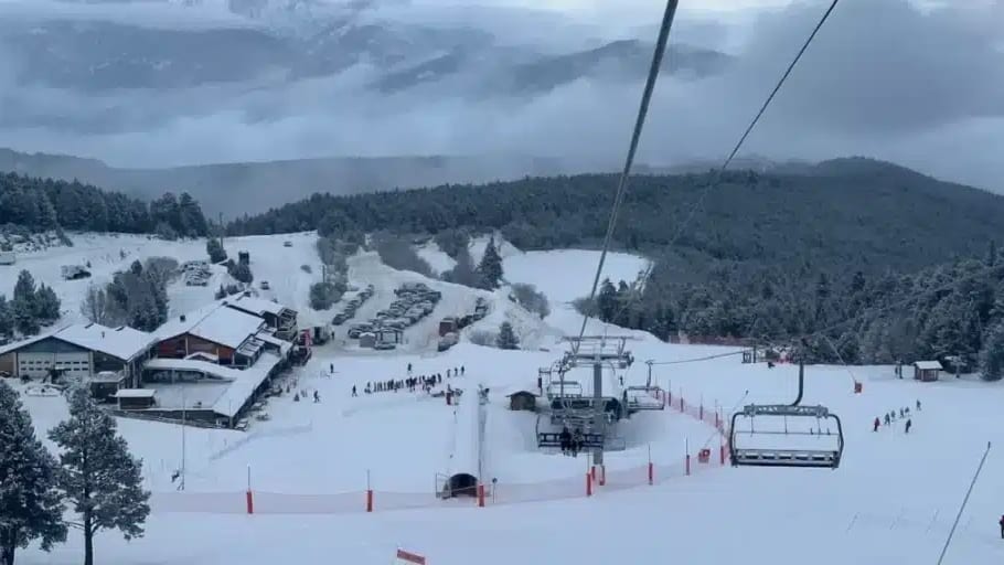 Occitanie : un skieur décède après avoir percuté un arbre