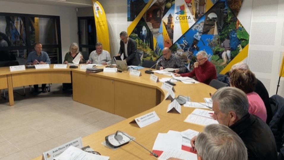 Gard : ligne à très haute tension, ambiance électrique à Beaucaire Terre d’Argence