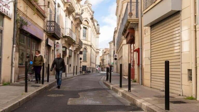 Gard : la rue Jean-Reboul à Nîmes change de sens de circulation