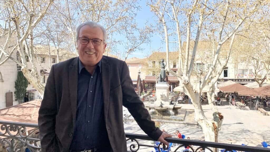 Gard : rencontre avec le maire d’Aigues-Mortes