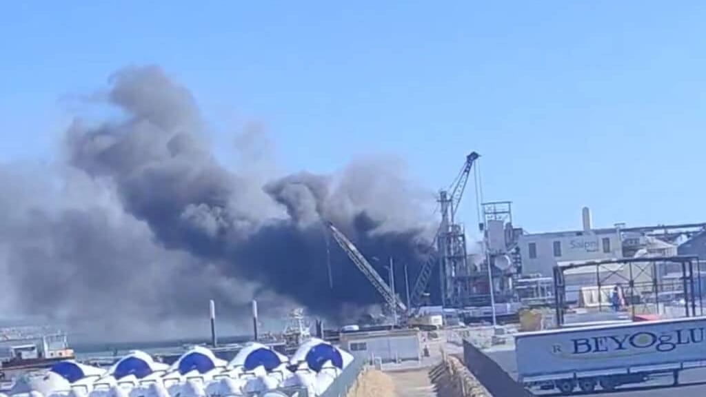 Sète : explosion et incendie en cours dans une usine SEVESO