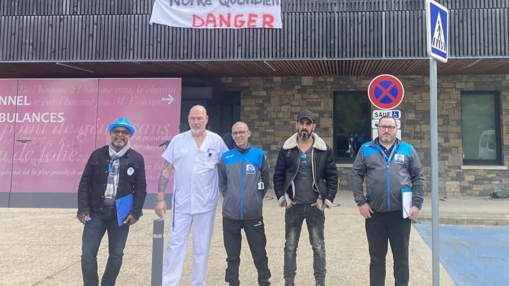 Gard : grève en psychiatrie au CHU de Nîmes, « le personnel reçoit même des coups ! »