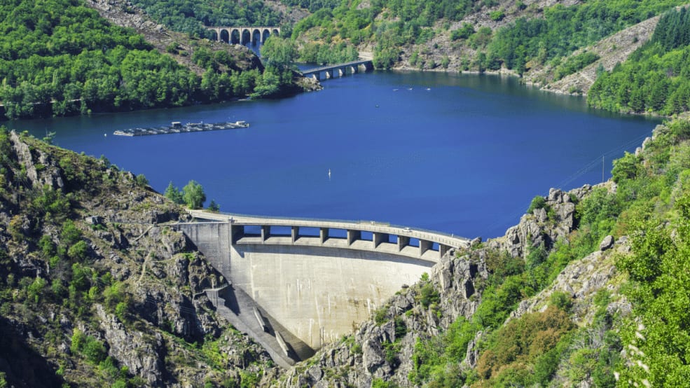 Lac de Villefort en Lozère