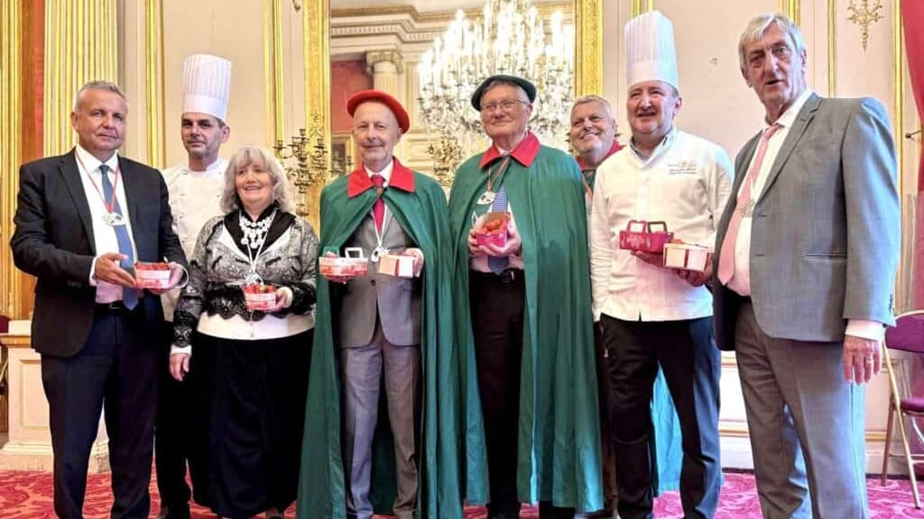 Gard : la fraise de Montfaucon, star du Sénat