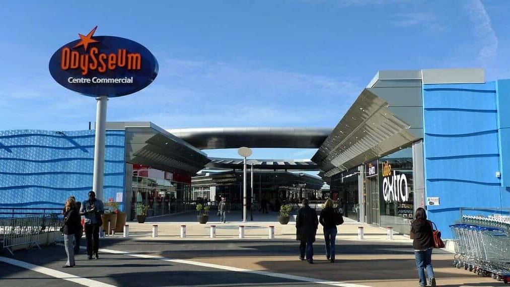 Montpellier : quatre enseignes ciblées à Odysseum, 2800 euros de vêtements volés
