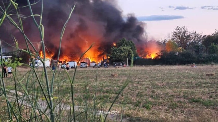 Près de Perpignan : un virulent incendie mobilise les pompiers