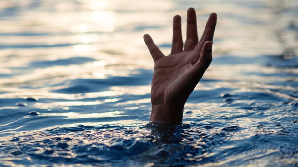 Toulouse : un homme se noie après un plongeon raté dans une piscine municipale