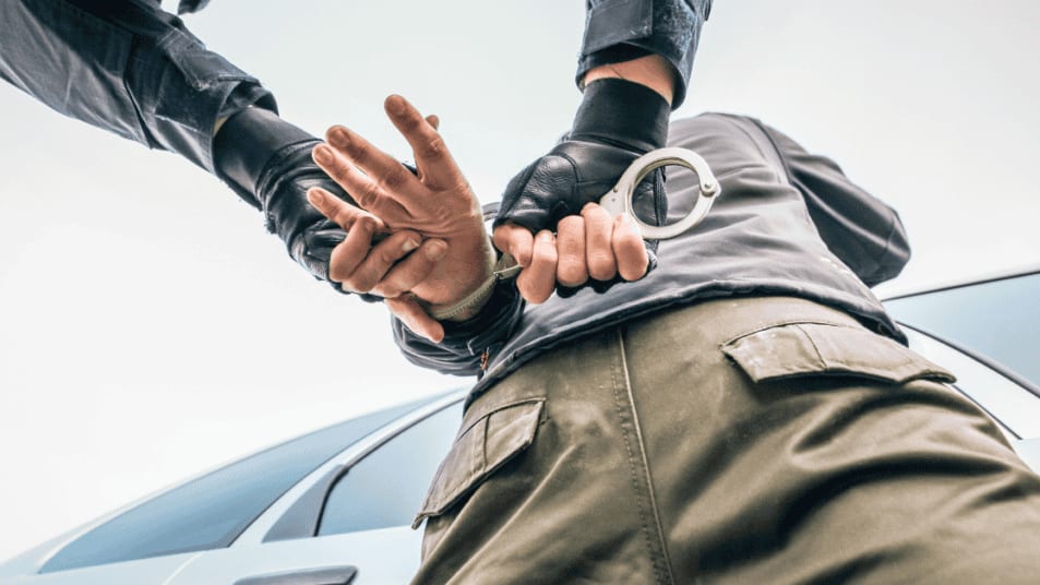 Haute-Garonne : 10 kg de drogue et des armes découverts dans une voiture à Toulouse