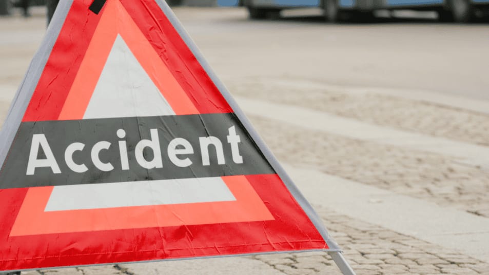 Tarn-et-Garonne : un minibus de colonie de vacances fait une sortie de route, trois ados blessés